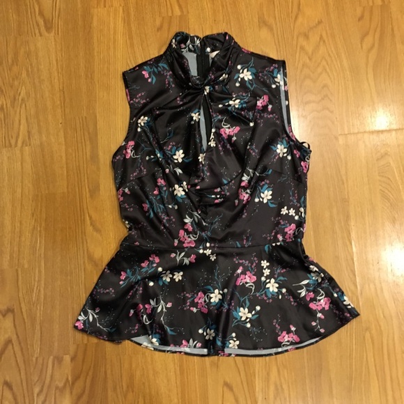 Nanette Lepore Tops - Nanette Lepore From Neimen Marcus XS